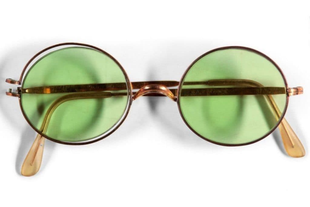 john-lennon-green-glasses
